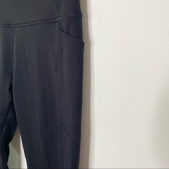 Victoria’s Secret Black Incredible Essential Legging - Picture 3 of 9